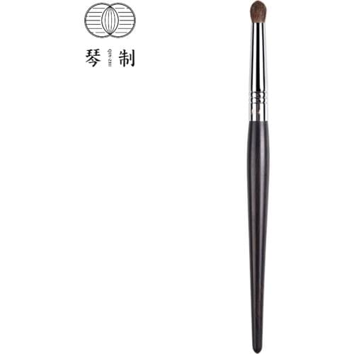 QINZHI Professional Handmade Make Up Brush G057 Tapered Eye Shadow Blending Brush Natural Horse Hair Makeup Brushes