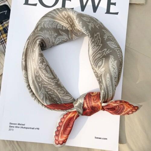 Women Fashion High Quality Paisley Printed Bag Hair Head Hijab Decoration Kerchief 53X53Cm Small Square 100 Pure Silk Scarves