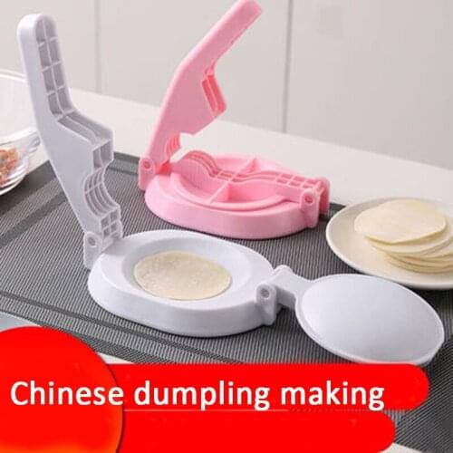 China Dumplings Mould Household High Efficiency PP Manual Press Dumpling Skin Mould Kitchen Pasta Making Tools