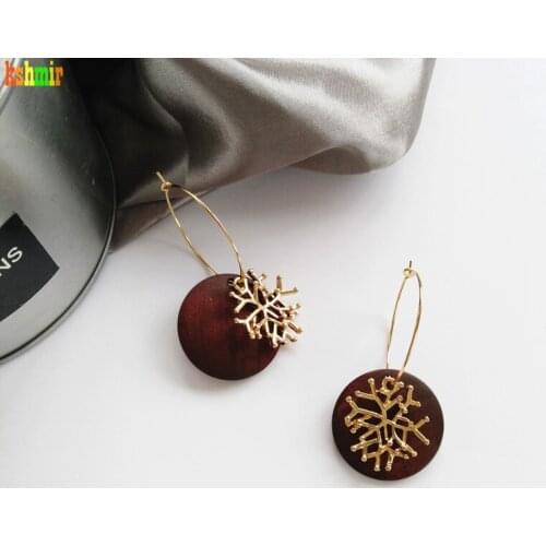 Kshmir Vintage Earrings Female Earrings Creative Snowflake Earrings and Simple Geometric Earrings Round Wooden Women Wood A1255