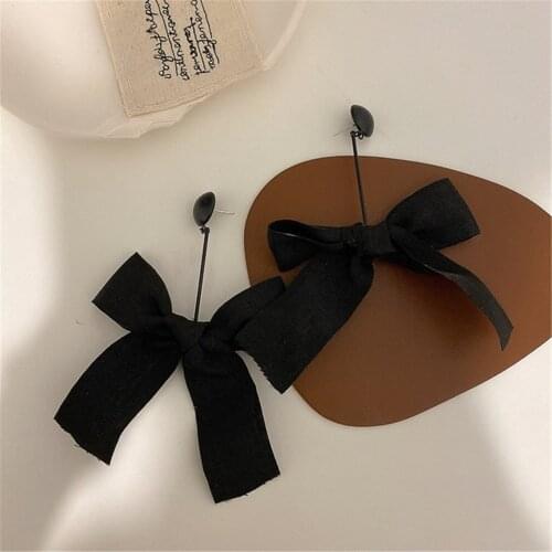 Rhinestone Bow Earrings Retro Ins Geometric Long Earrings Female Niche Design 2021 Trendy Fashion Winter Velvet Bowknot Earrings