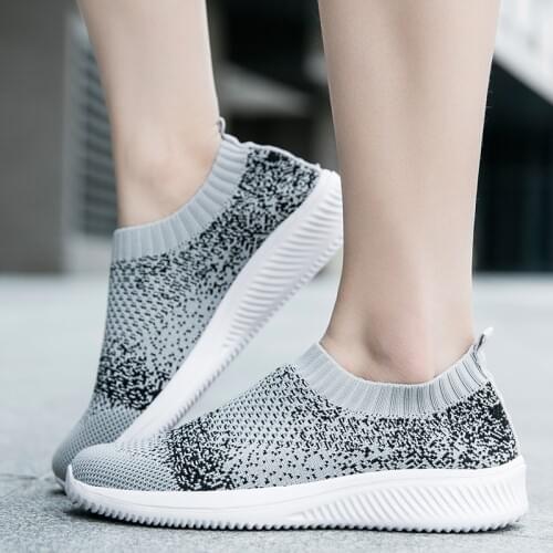 Womens shoes 2021 sports shoes women spring mesh breathable walking shoes womens sports shoes women non-slip shoes