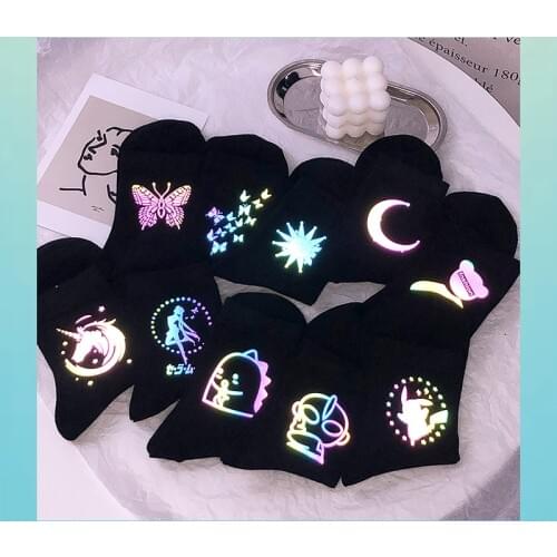Japan Harajuku night reflection light socks funny cartoon socks fashion cute socks street style hip-hop skateboard socks