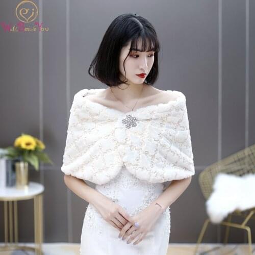 Walk Beside You Ivory Winter Scarf for Women Cape with Rhinestone Brooch Stole Cape Fur Faux Wraps Wedding Shawl Bridal Shrug