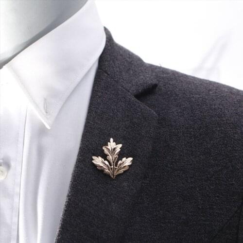 Unisex Elegant Brooches Simple Leaf Shape Suit Clip Collar Pin Women Brooches Fashion Jewelry Accessories
