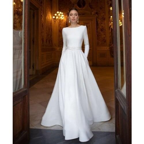 Elegant Long Sleeve Satin O-Neck Wedding Dresses with Pockets Beaded Button Back A-Line Robes De Mariée Bridal Gown For Women