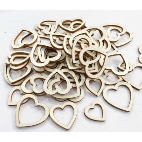 100pcs Wooden Hollow Heart Shapes Ornaments Natural Wood Slices Craft Cutouts for DIY Art Craft Home Party Wedding Xmas Decor
