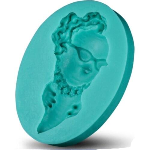 New Cartoon Radish Chocolate Candy Jllo 3D Silicone Mould Cartoon Figre/cake Tools Mold Sugar Craft Cake Decoration D208