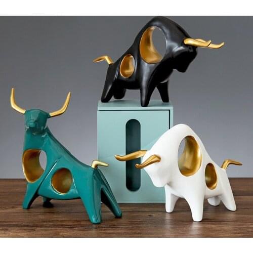 Sculpture Bull Life Home Desktop Decoration Key Hook, Home Decoration Arrogant