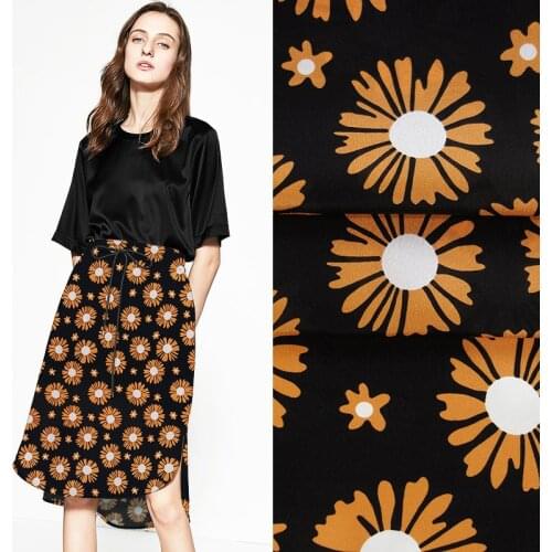 135CM 12MM Sunflower Print Thin Black Crepe De Chine Fabric Good for Summer Dress Skirt Shirt Scarf Pants JH014