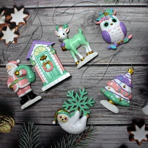 6 Cute Christmas Resin Ornaments Tree Pendant Christmas Party Decoration Set Holiday Party Supplies