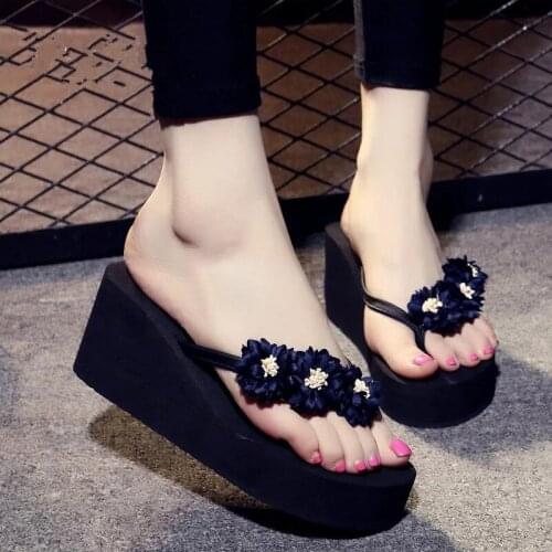 The New Women Outdoor Slippers Beach Flip Flops Soft EVA Summer Platform Shoes Woman Fashion Slides Ladies Wedges Sandals