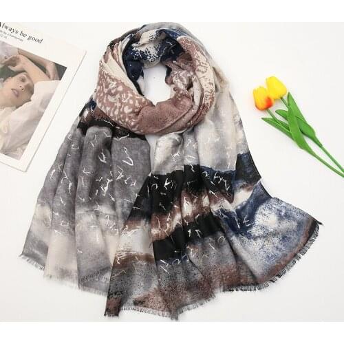 Laven Vintage Fashion Painting Scarf Women Winter Warm Painting Tassel Scarves Designer Luxury Long Print Wraps Shawl Bandana