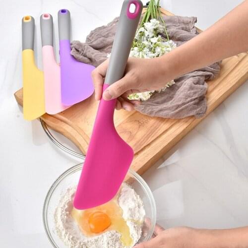 Creative Cake Cream Spatula High Temperature Silicone Spatula Cake Spatula Baking Accessories Kitchen Gadgets Hanging Supplies