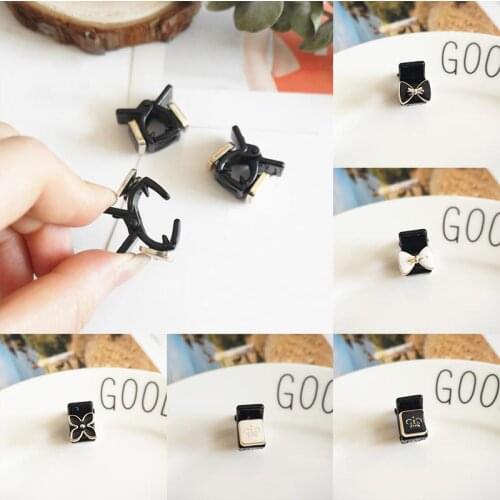 1PC Plastic Hair Clips Claws Mini Clamps Fashion Girls Black Flower Crown bow tie Crab Hair Claw Gifts Hair Accessories