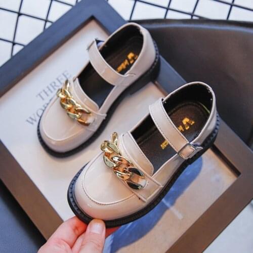 New Children Elegant Princess Pu Leather Shoes For Girls Wedding Dress School Shoes Kids Summer 2021 Fashion Chain Flat Sandals