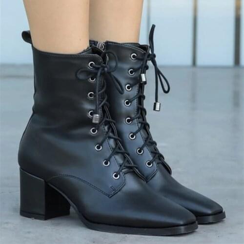 Mio Gusto Brand Bethany Black Skin Brown White Color High Quality 5Cm Heel Ankle Laced Women 's Boots