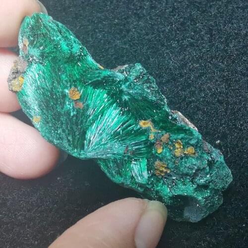 44.9gNatürliche Nadel geformt Malachite Landschaft grüner Stein quadratische Mineralproben Heilung Steinaura Hausdekoration