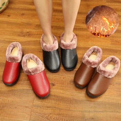 Home slippers Winter Indoor Warm Shoes Thick Bottom Plush Waterproof Leather House slippers Men Women Cotton Shoes 2021 New