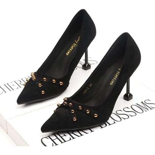 New Sexy Rivet Leather High Heels Pumps Stiletto 9cm Pointed Toe Womens Shoes Shallow Flock Woman Wedding Party Shoes Red Khaki