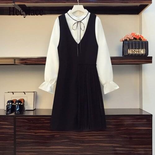 Plus Size Women French Vintage Autumn Two Pieces Set 2021 Long Sleeve White Blouse And Black Vest Dresses Suits Female Outfits