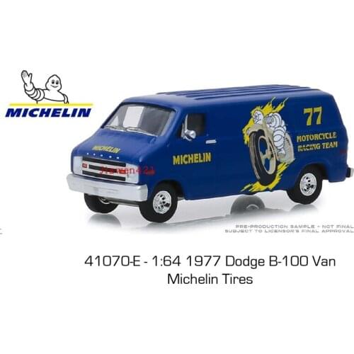 1:64 GreenLight 1977 Dodge B-100 Van Michelin tires Collection of die-cast alloy car model toys gifts 1:64 Green