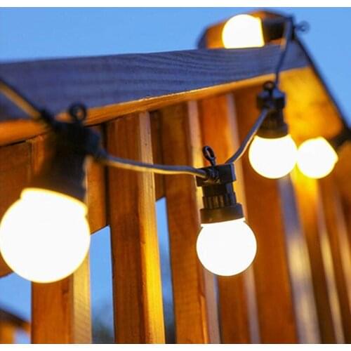 Colorful Bulb String Connectable Outdoor Party DIY Waterproof Simple Style LED Light String Christmas Wedding Party Decoration