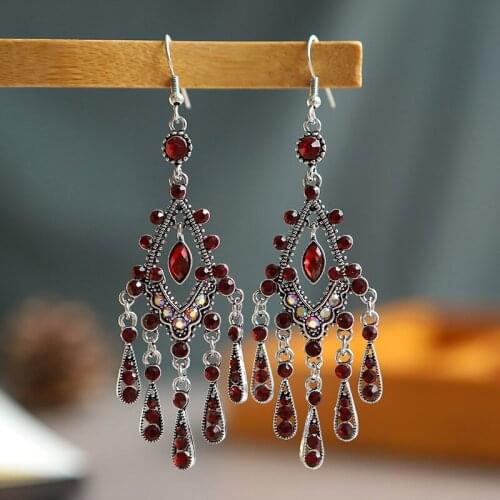 2021 Bohemian Womens Red Rhinestone Tassel Wedding Earrings Retro Ethnic Geometric Rhombus Hollow Crystal Dangle Earrings