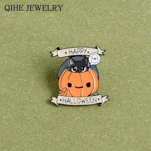 Halloween Pumpkin Pin Happy Halloween Party Brooch Black Cat and Ghost Enamel Pins Wholesale Badge For Women Men