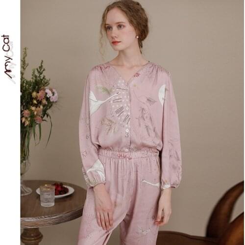 2020 Autumn Ladies Pajamas, Satin Collarless, Clock Print Long Sleeves, Home Wear, Comfortable Viscose Fiber Plus Size Pajamas
