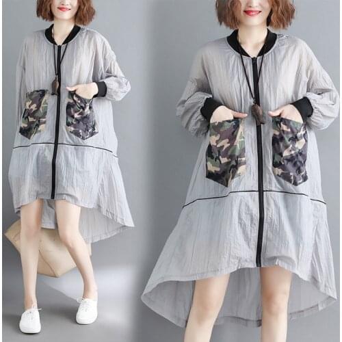2020 Large Size Womens Korean camouflage pocket stitching irregular zipper trench coat plus fat fold sunscreen clothing b436