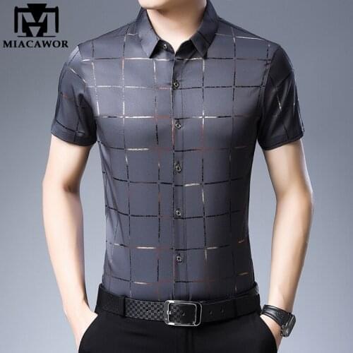2020 New Summer Short Sleeve Shirt Men Casual Mens Shirt Slim Fit Fashion Plaid Dress Shirt Camiseta Masculina C658