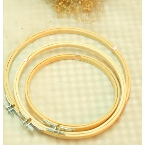 Amo 3 Pieces 3 Size Kids Small Teaching Embroidery Hoop Set Bamboo Circle Cross Stitch Hoops Ring Bamboo Frame Art Craft DIY