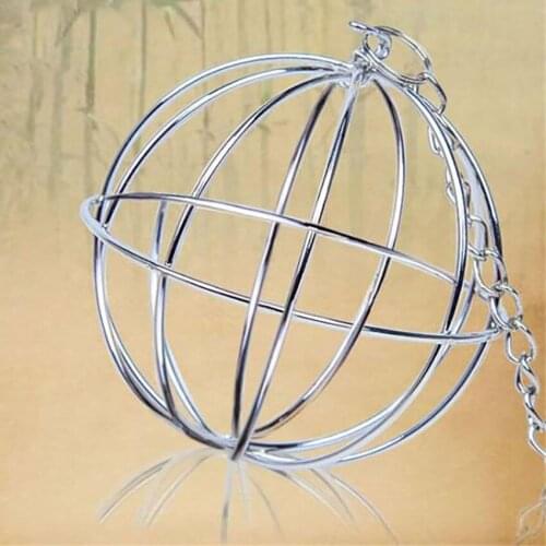 Stainless Steel Straw Feeding Rack Diameter 8cm Round Feeder Ball Pets Toys Rabbit Rats Guinea Pig Hanging Feeding Ball Shelf