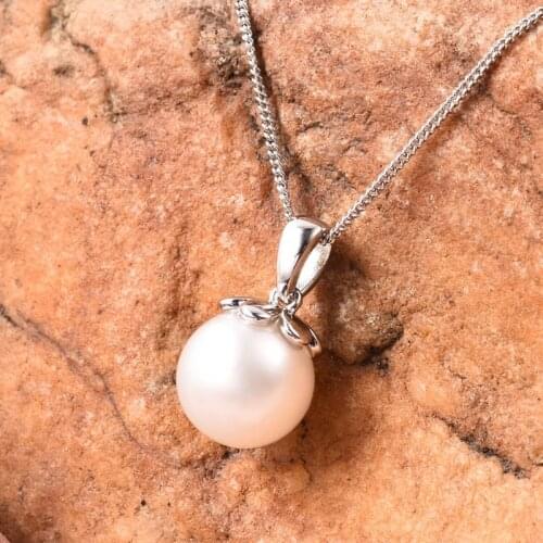 2021 New Retro Fashion Temperament Pearl Necklace Stainless Steel Chain Pendant Ladies Banquet Jewelry Gifts for Girls