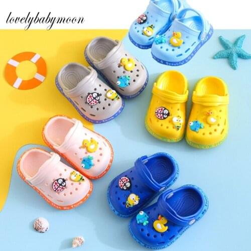 Summer New Slippers for Boy Girl Rainbow Shoes Summer Toddler Animal Kids Outdoor Baby Slippers PVC Cartoon Kids Slippers