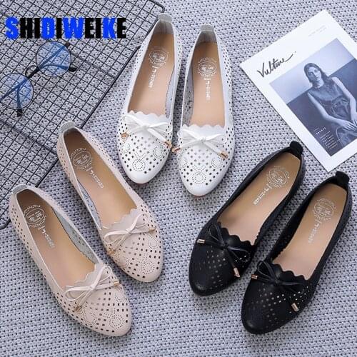 2021 High Quality Womens Fashion Summer Sandals Soft Bottom Beach Hollow Casual Shoes breathable ladies Flat shoes AC814