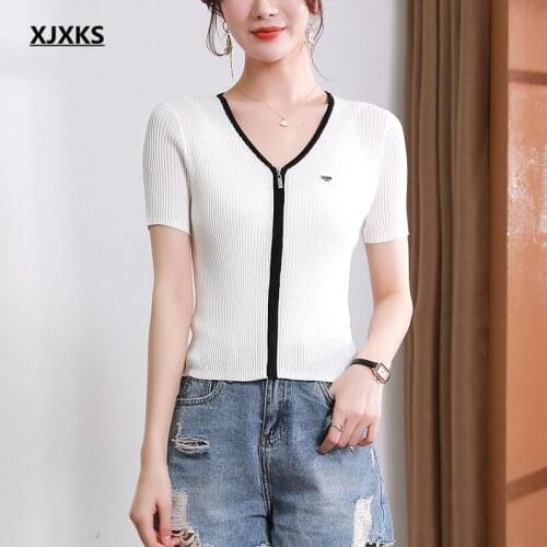 XJXKS Fashion V-neck Women Zipper Short Sleeve T-shirt 2021 Summer New High Elastic Comfort Cardigan Top Women T-shirt