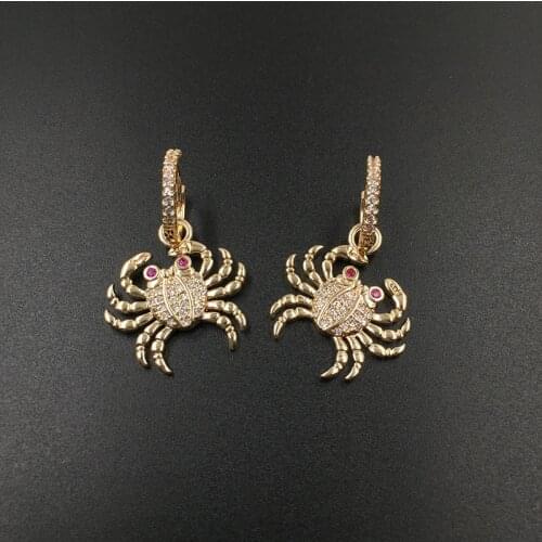 Golden Crystal Small Crab Earrings Micro-inlaid Zircon High-grade Earrings Temperament Wild for Seaside Holiday Female