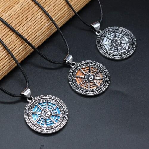 New Style Natural Shell Alloy Necklace Round Pendant Leather Cord 2MM Charms For Elegant Women Love Romantic Gift