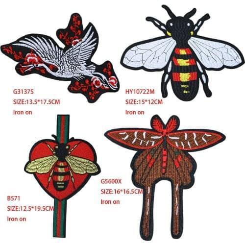 1 Pcs Bee with Love Crane Dragonfly animal icon Iron on Patch for Clothing DIY Stripes Patchwork Stickers Custom Badges