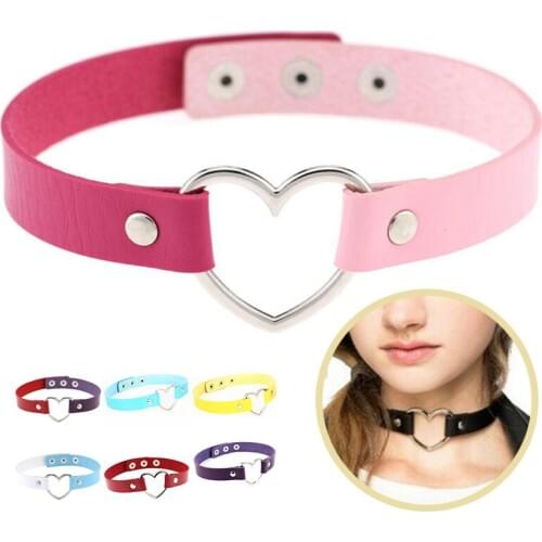 Punk Collar PU Leather Necklace Heart-shaped Alloy Clavicle Chain Choker Neck Chain Leash Collar Jewelry Accessories