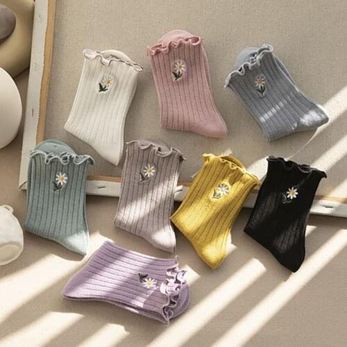 Q Fashion Women Tube Socks Solid Color Ertical Stripes Socks Embroidery Flower 1Pair Spring Summer Cotton Casual Girls Sock