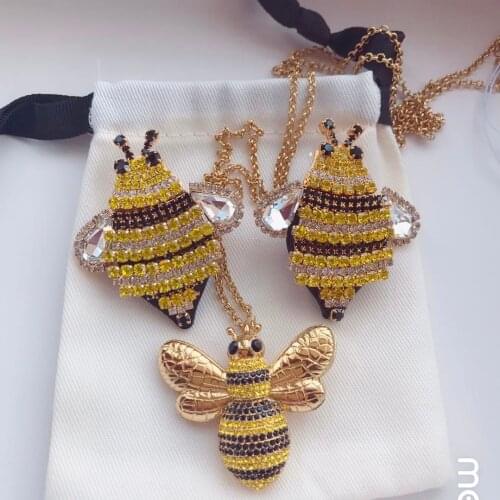 2019 Amybaby Designer Womens Luxury Fashion Crystal little Bee Long Necklace Stud Earring Jewelry For Party