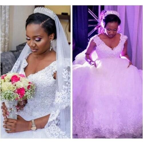 Ball Gown Wedding Dress 2021 V Neck Lace Appliques Beaded Train Black Girls Sweep Train Wedding Dresses Bridal Gowns Plus Size