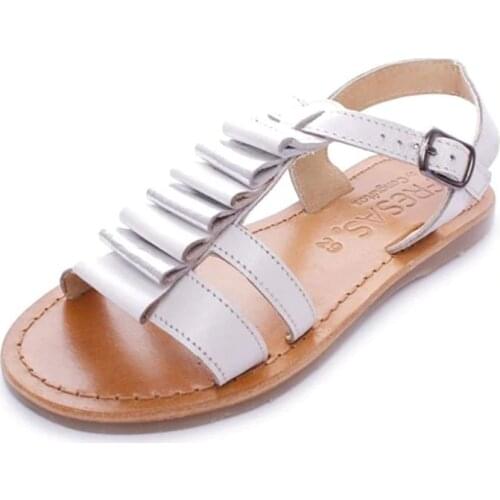 Leather sandals for girl or girl in white and silver, strawberry with cream by Conguitos