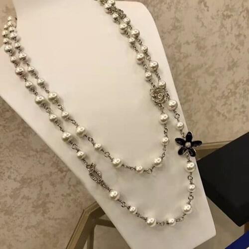 2020 fashion autumn/winter new sweater chain pearl letter necklace for women