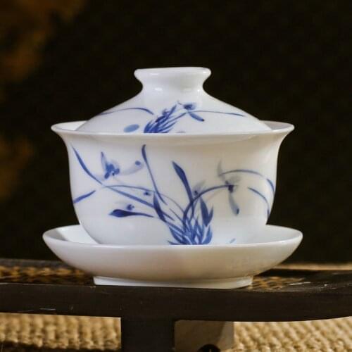 Blue and White Porcelain Tea Cup / Gaiwan with Traditional Chinese Fine Brush Handpainted Floral Painting CN-01-0013