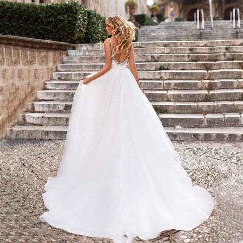 White Tulle Wedding Dress A Line Beading V-neck Sleeveless Spahrtti Strap Plus Siz Bride Dresses Backless With Button