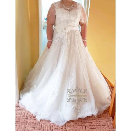 Plus Size Ball Gown Wedding Dresses Lace Appliques Princess Bridal Dress Cap Sleeves Handmade Flowers with Sash Bride Gowns
